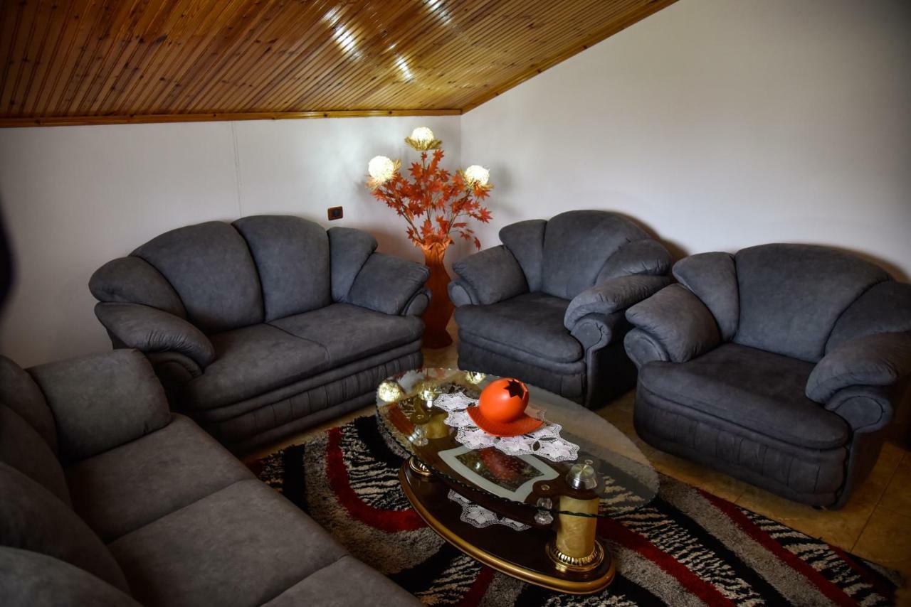Villa Garden Shkodra 外观 照片